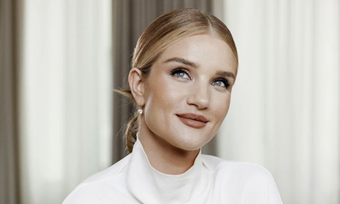 Rosie Huntington-Whiteley collaborates with Amryis on Clean Beauty Collaborative 